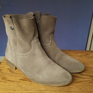 Frye & Co - Sarah Ankle Booties - Size 7.5